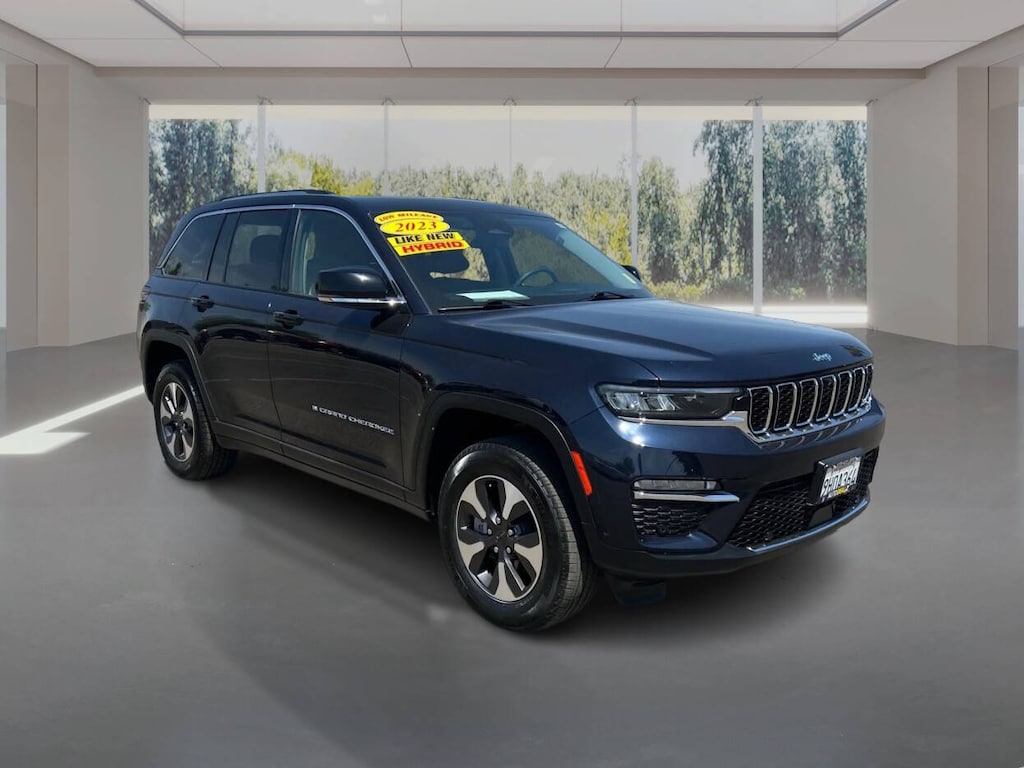 Used 2023 Jeep Grand Cherokee Sport Utility 4D SUV
