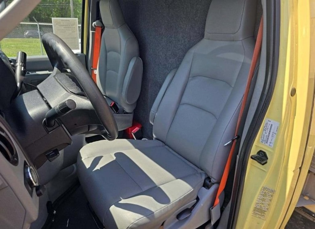 Used 2022 Ford E-Series Cutaway