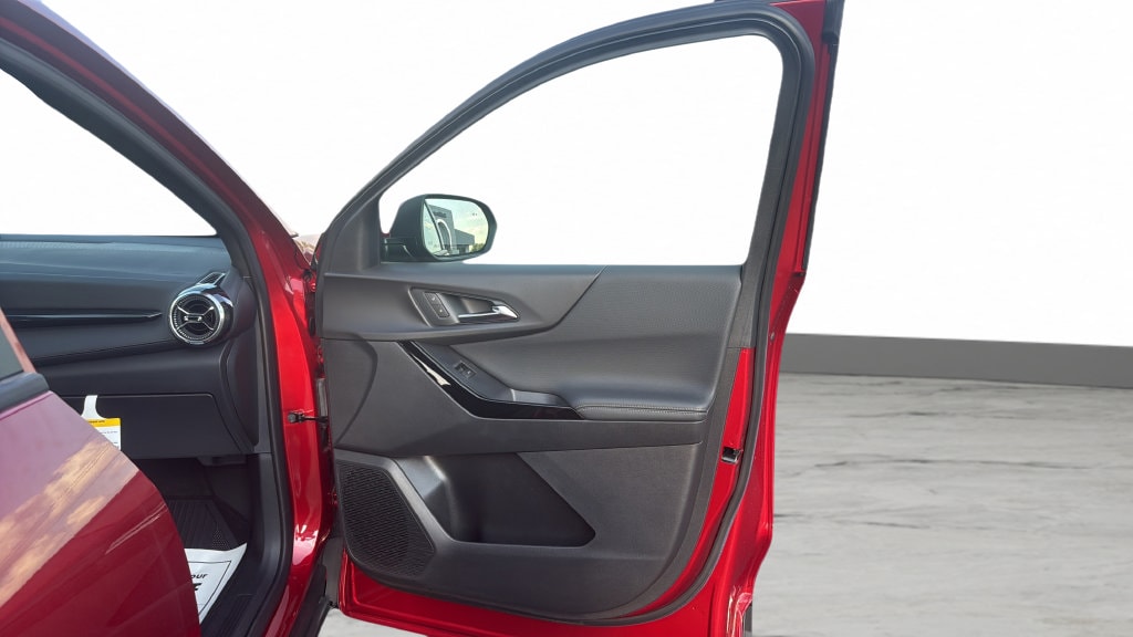 2026 Chevrolet Equinox LT - Photo 14