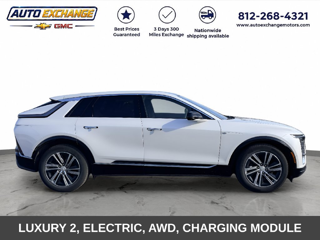 Used 2024 CADILLAC LYRIQ Luxury 2 SUV