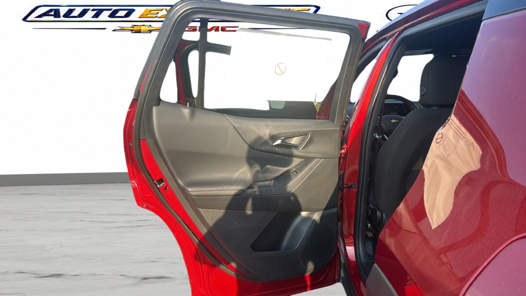 2026 Chevrolet Equinox LT - Photo 10