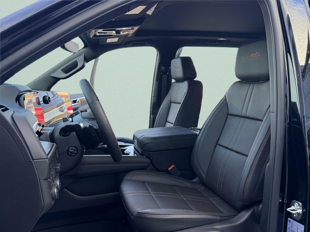2026 Chevrolet Tahoe High Country - Photo 10