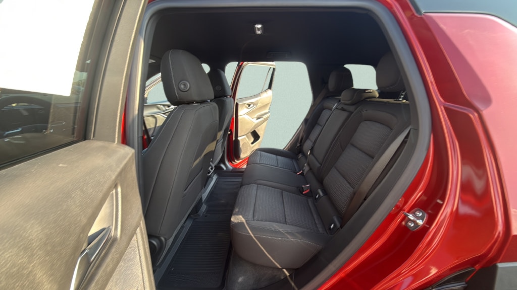 2026 Chevrolet Equinox LT - Photo 11