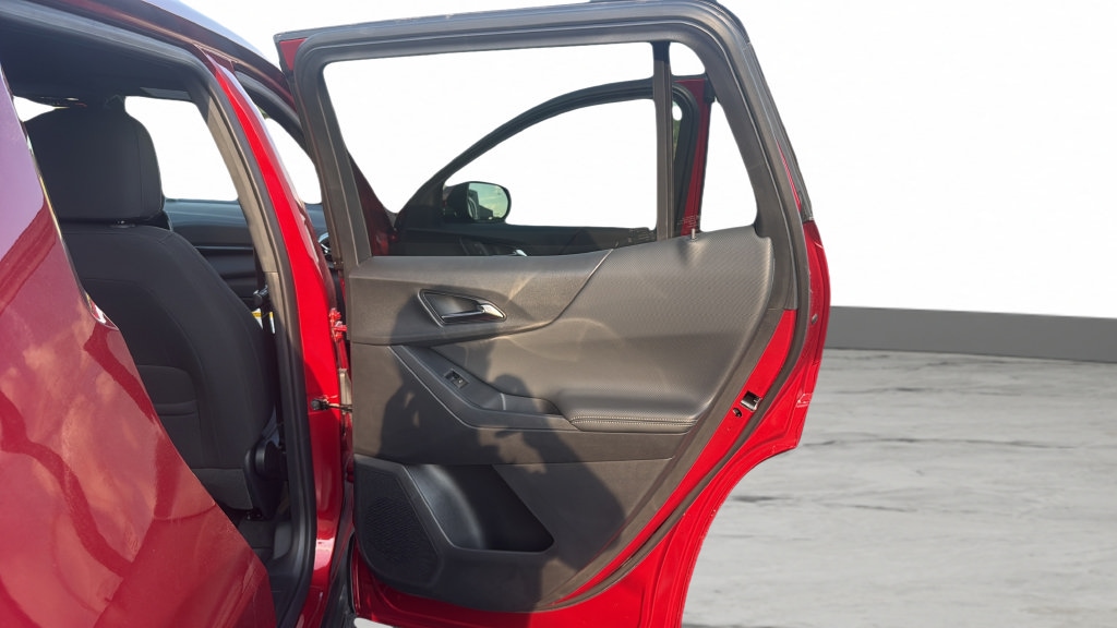 2026 Chevrolet Equinox LT - Photo 13
