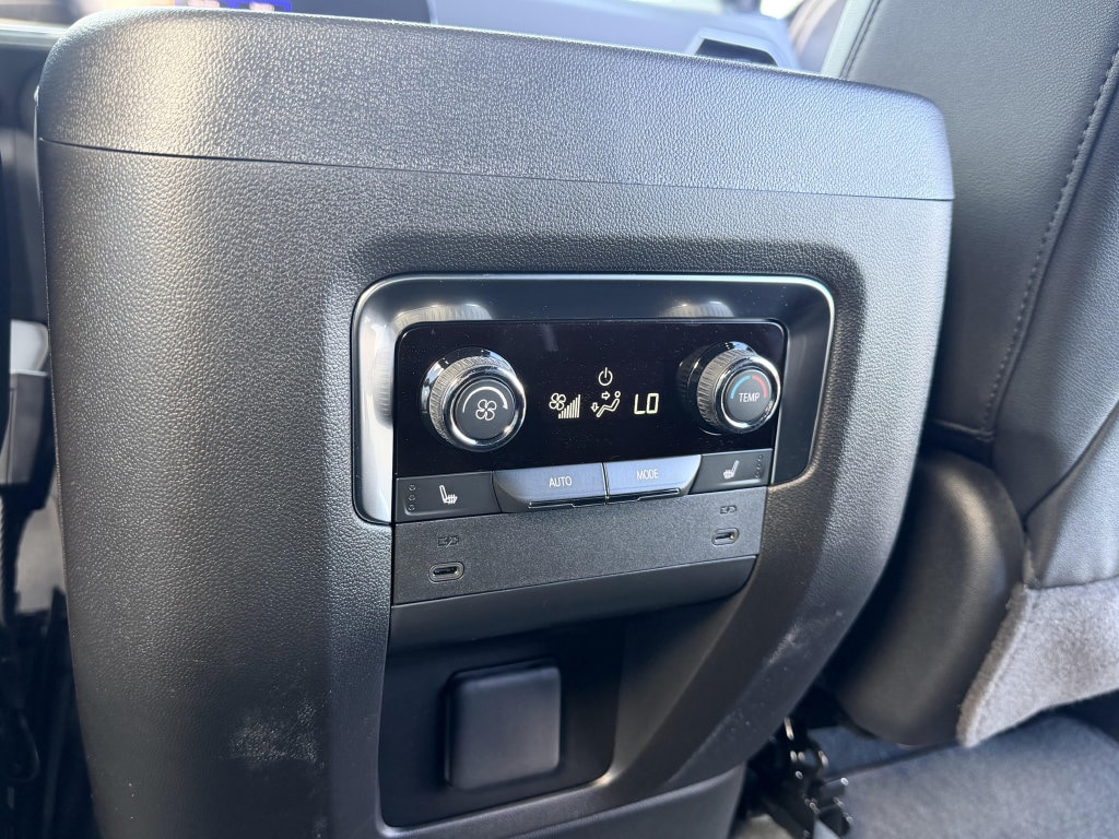 2026 Chevrolet Tahoe High Country - Photo 13