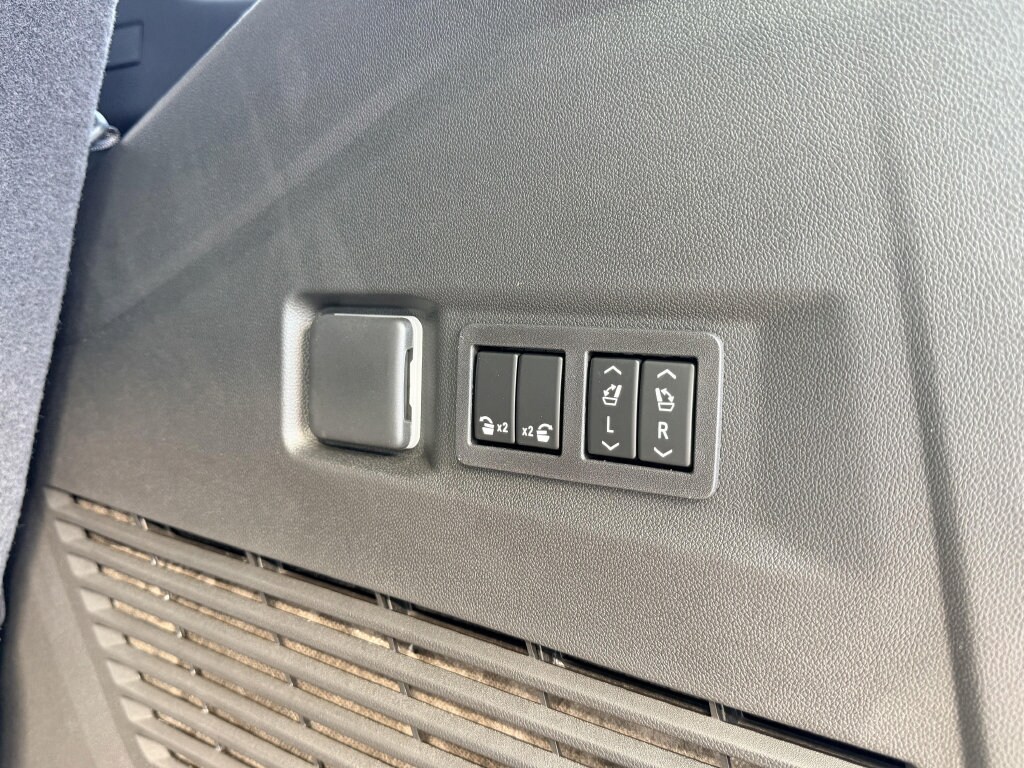 2026 Chevrolet Tahoe High Country - Photo 16
