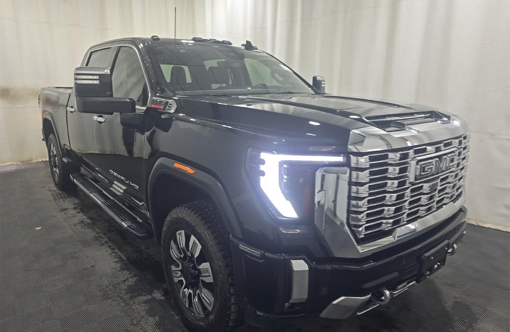 Used 2024 GMC Sierra 2500 HD Denali Truck