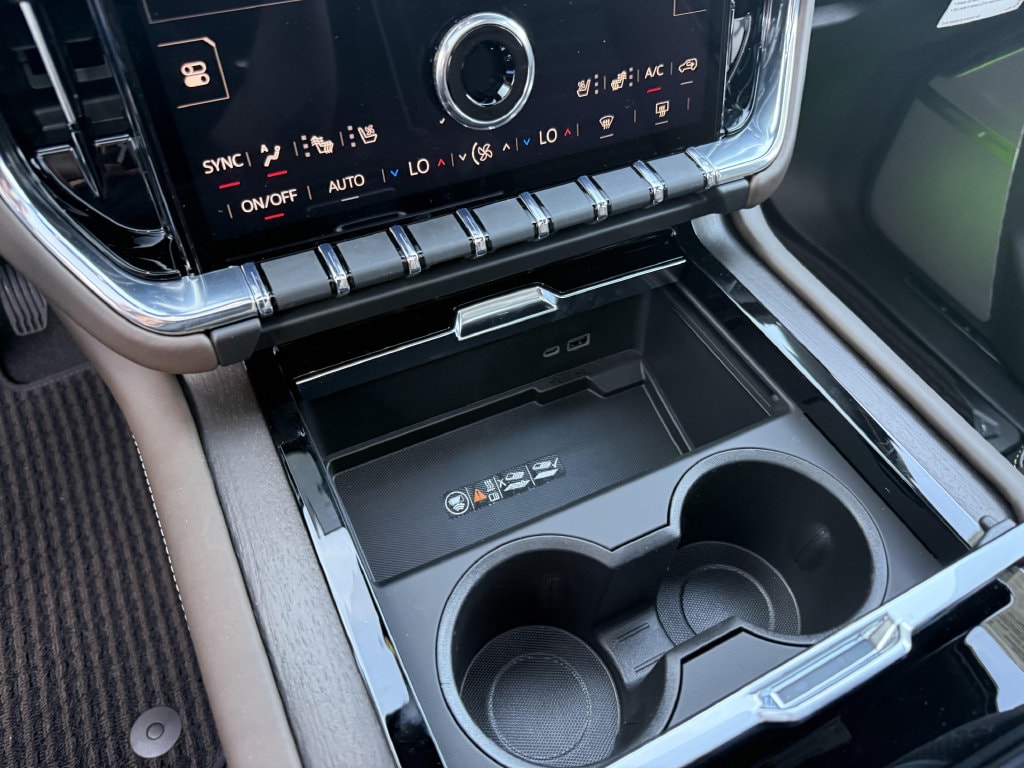 2026 GMC Yukon Denali Ultimate - Photo 34