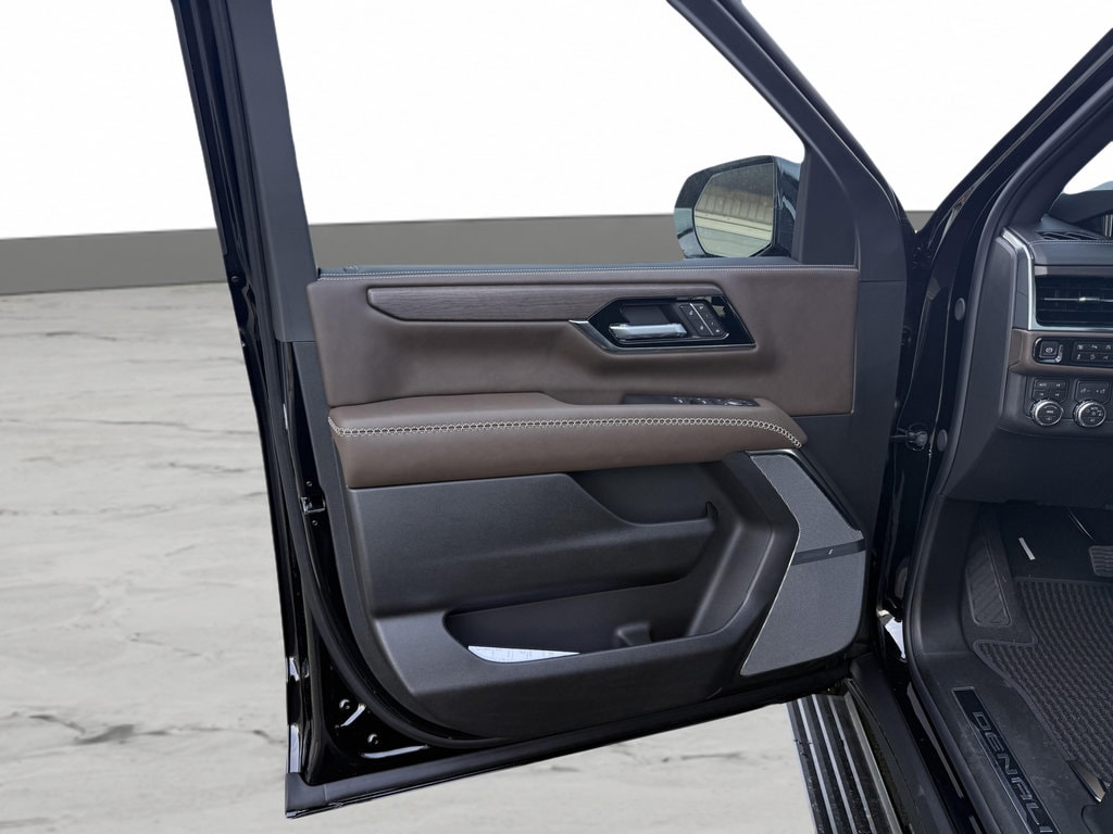 2026 GMC Yukon Denali Ultimate - Photo 42