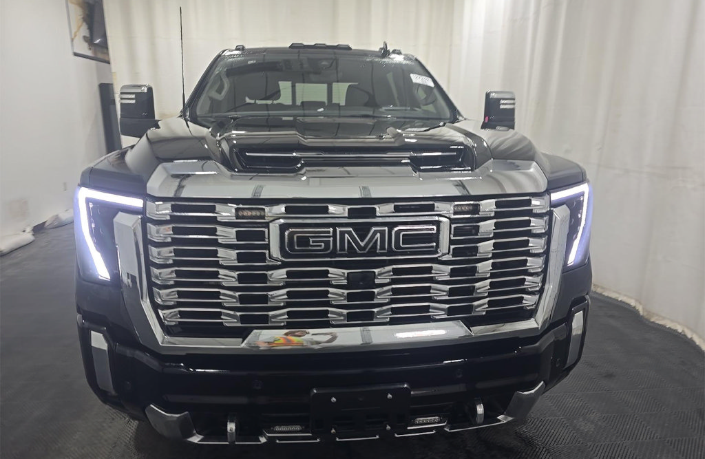 Used 2024 GMC Sierra 2500 HD Denali Truck