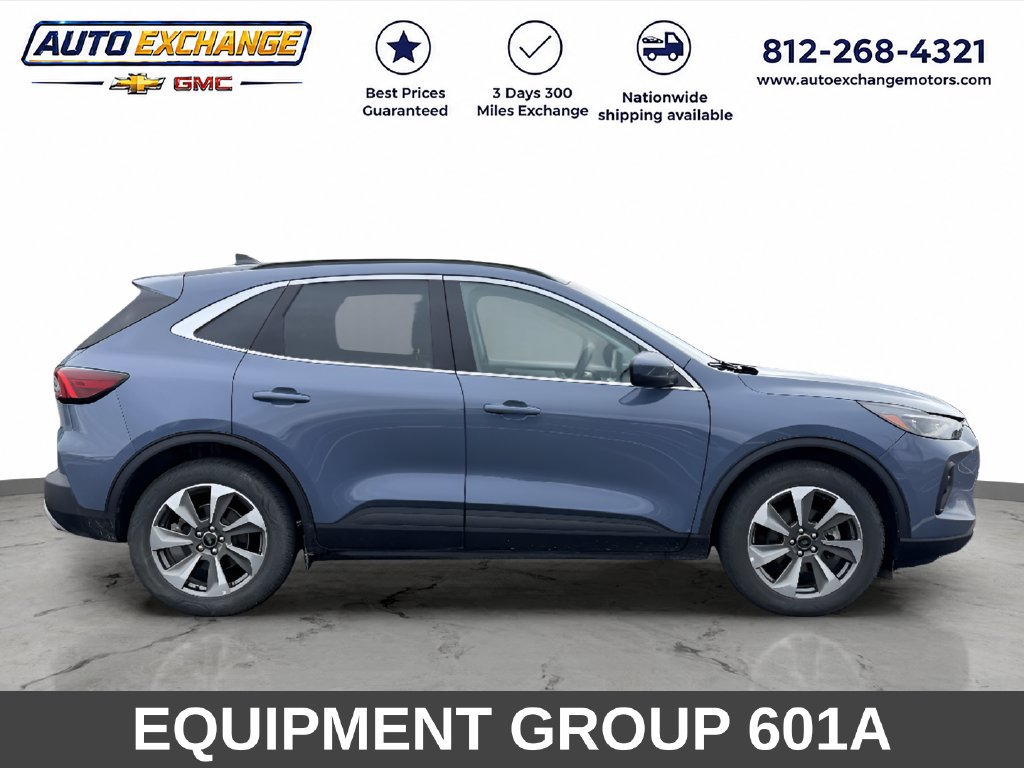Used 2025 Ford Escape Platinum SUV