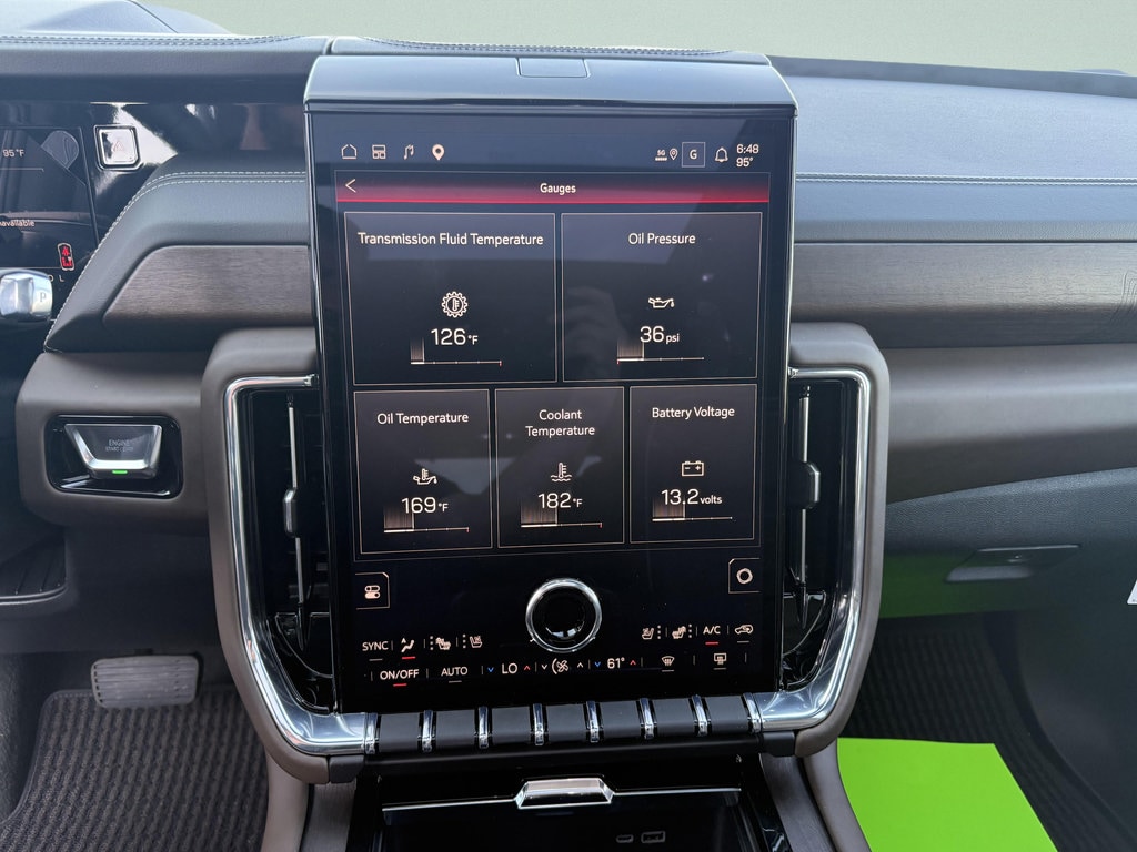 2026 GMC Yukon Denali Ultimate - Photo 12