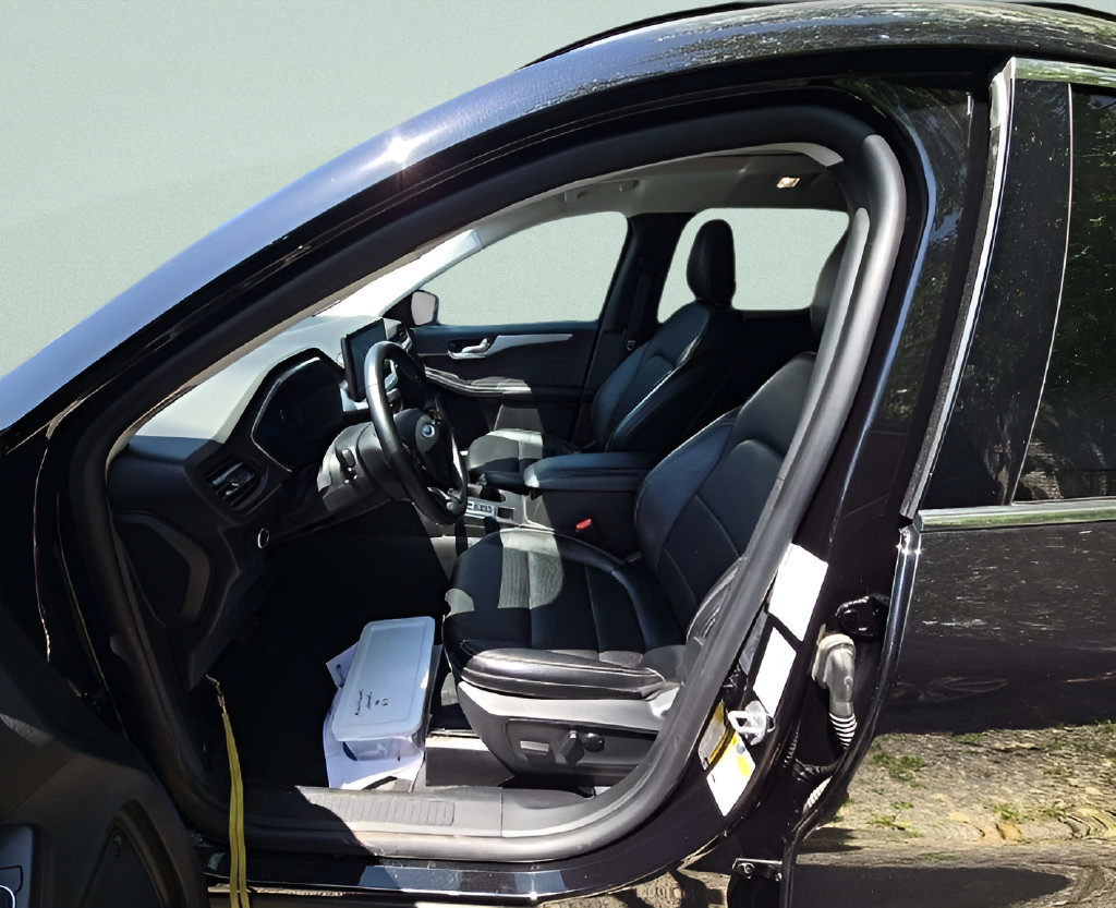 Used 2025 Ford Escape Platinum SUV