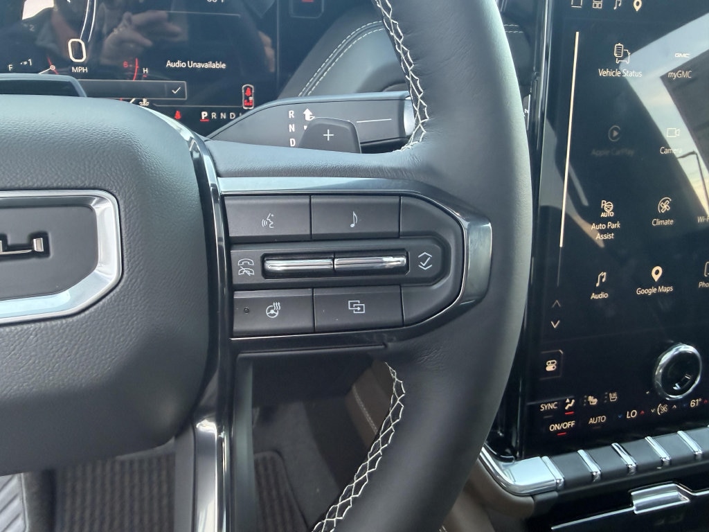 2026 GMC Yukon Denali Ultimate - Photo 15