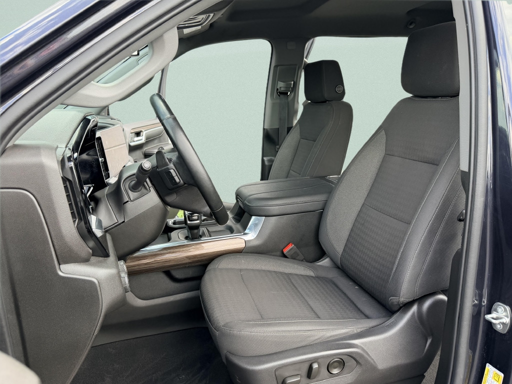 2023 Chevrolet Silverado 1500 RST - Photo 23