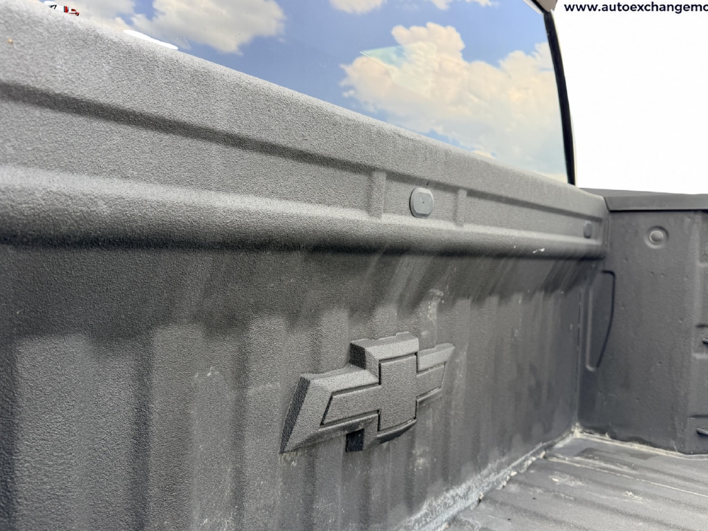 2023 Chevrolet Silverado 1500 RST - Photo 37