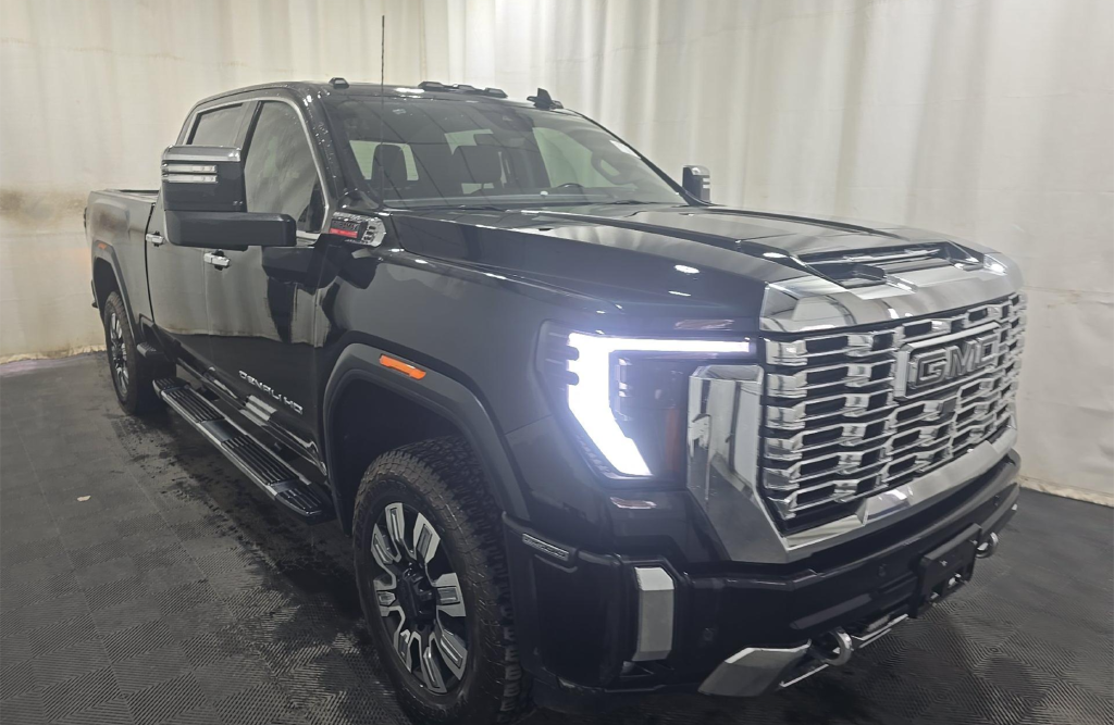 Used 2024 GMC Sierra 2500HD Denali Truck