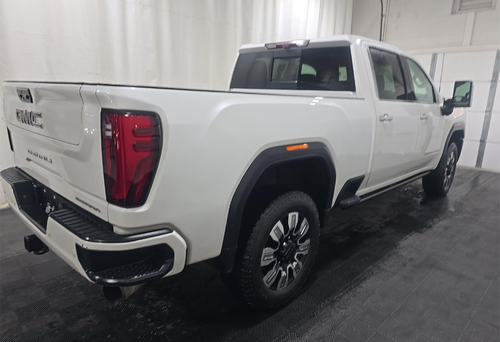 Used 2024 GMC Sierra 3500HD Denali Truck