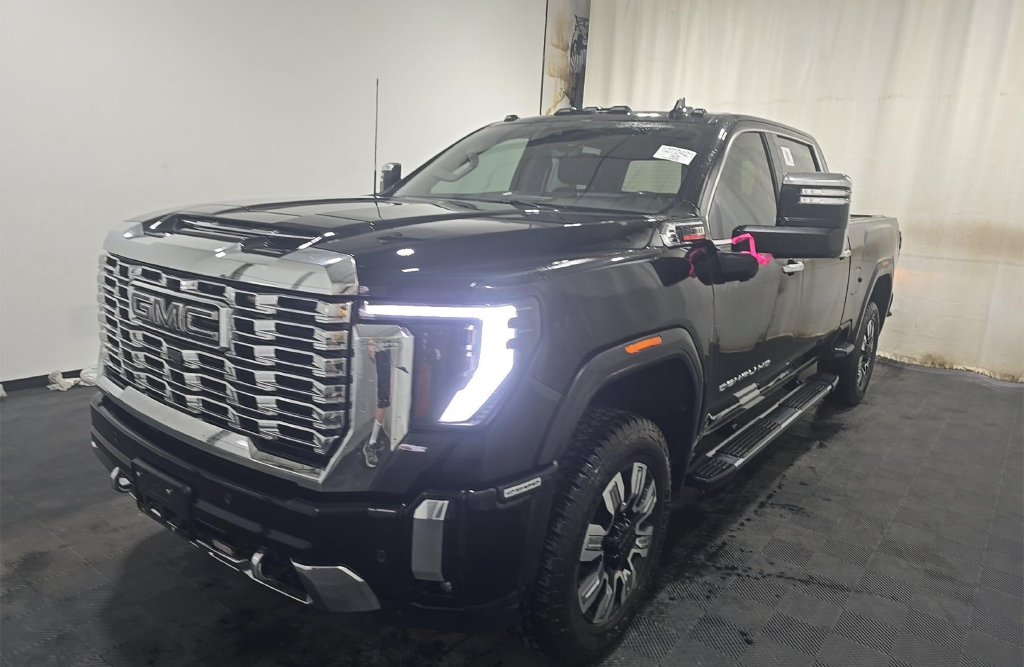 Used 2024 GMC Sierra 2500HD Denali Truck