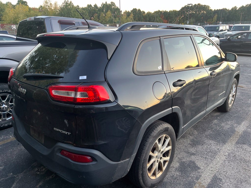 Used 2016 Jeep Cherokee Sport SUV