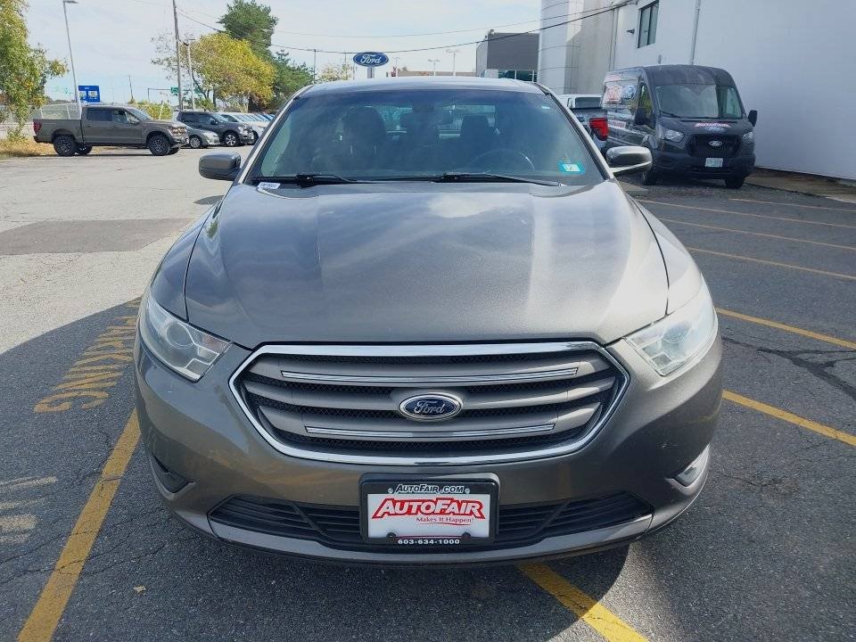Used 2014 Ford Taurus SEL Sedan