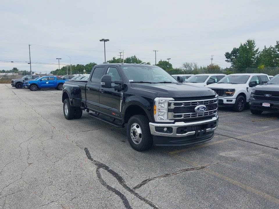New 2027 Ford F-350 XLT Truck
