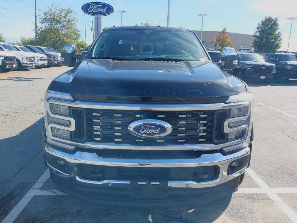 New 2026 Ford F-450 Lariat Truck