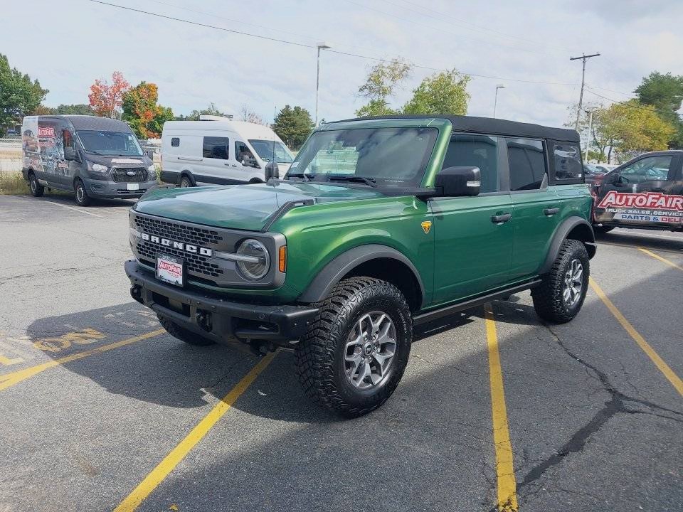 Certified 2025 Ford Bronco Badlands SUV