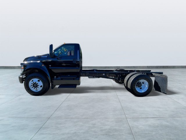 Used 2027 Ford F-750SD Base Truck
