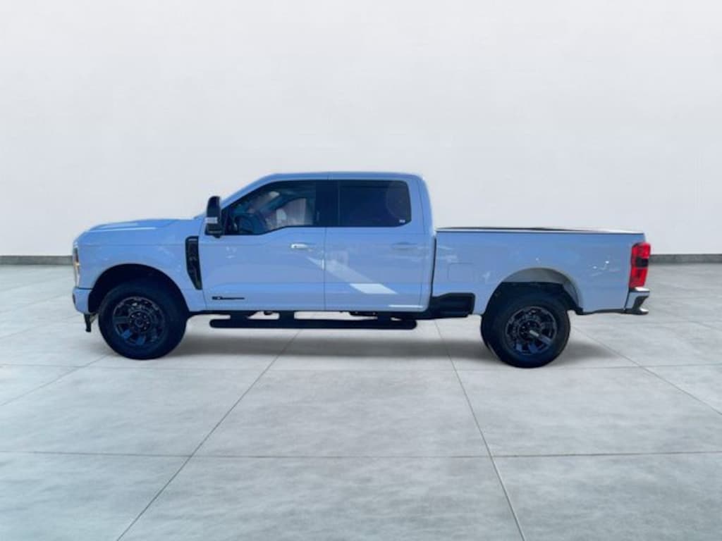 Used 2024 Ford F-350SD Lariat Truck