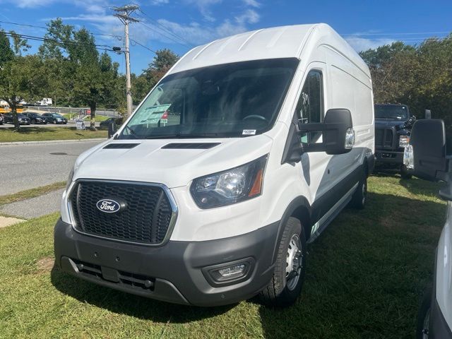  Ford Transit-350