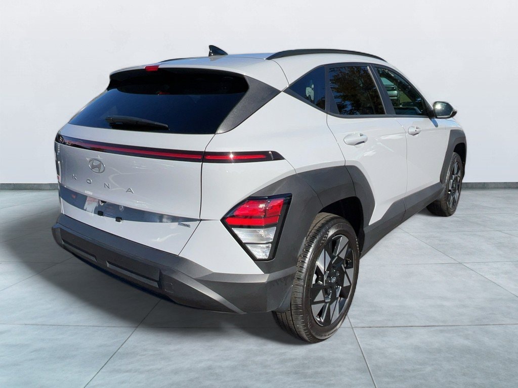 2024 Hyundai Kona SEL - Photo 7