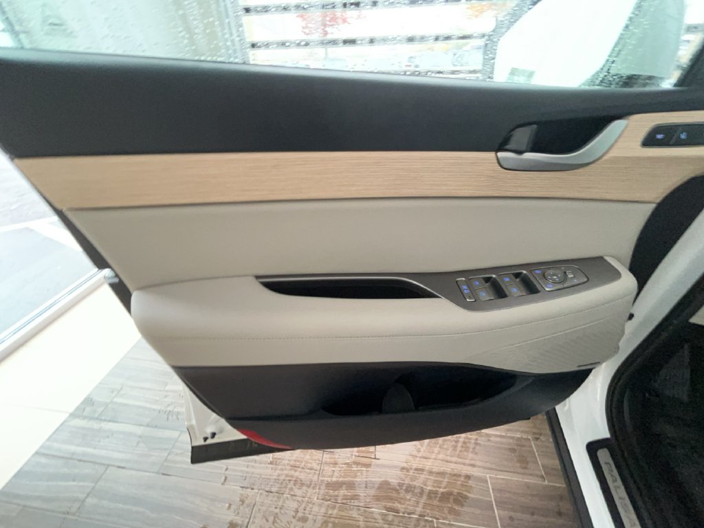 2024 Hyundai Palisade Limited - Photo 14