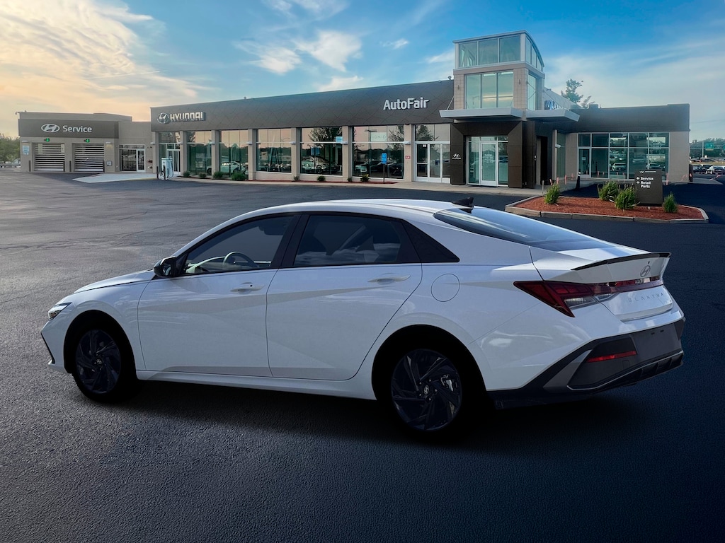 New 2026 Hyundai Elantra Hybrid SEL Sport Sedan
