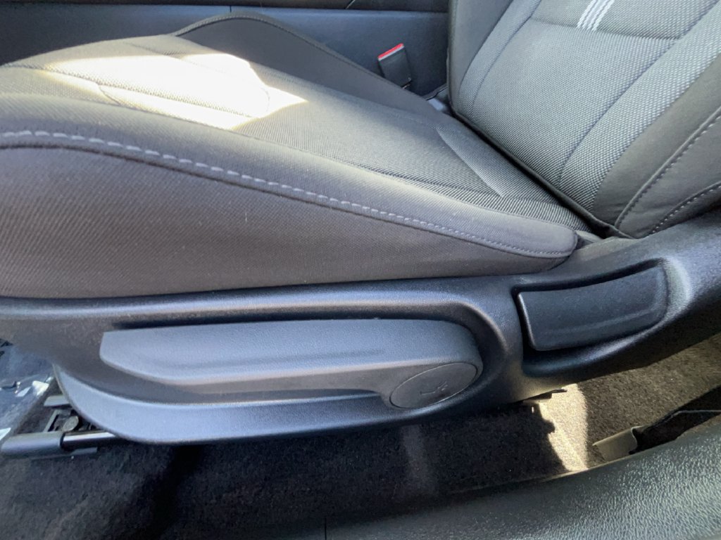 2024 Hyundai Elantra SE - Photo 13