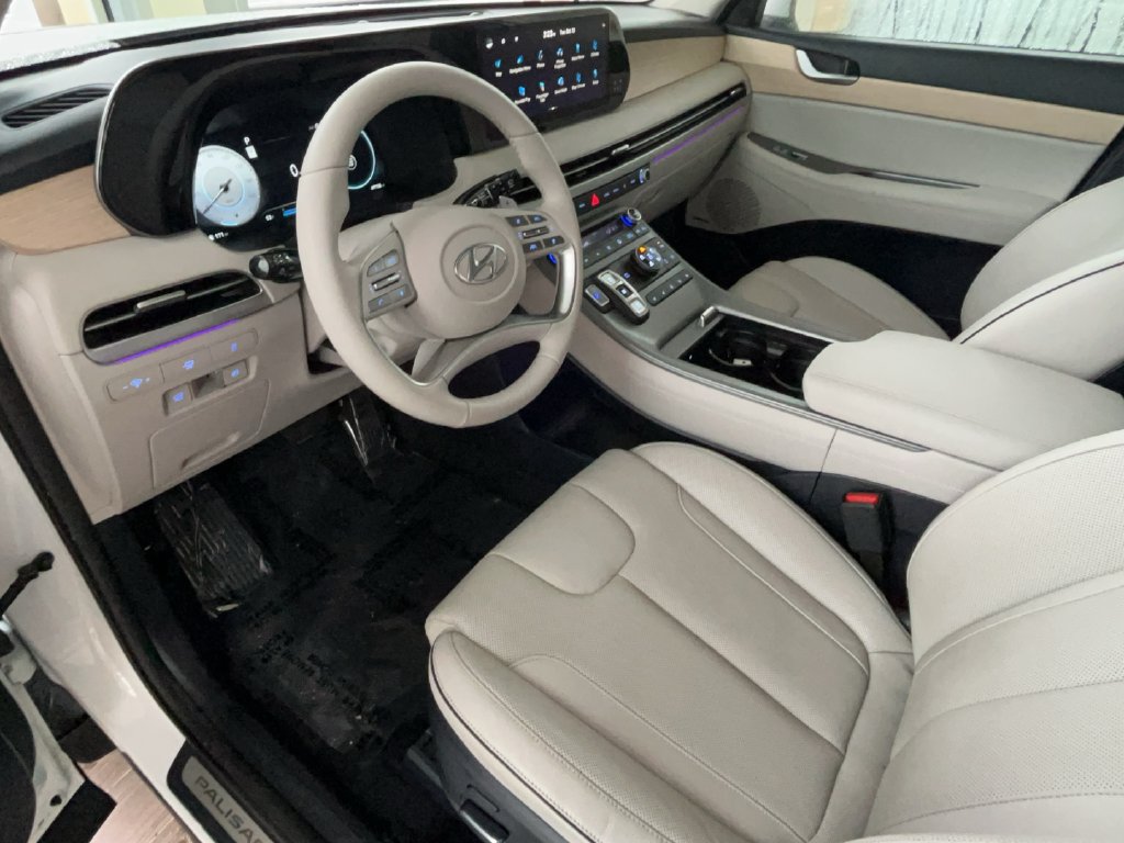 2024 Hyundai Palisade Limited - Photo 16