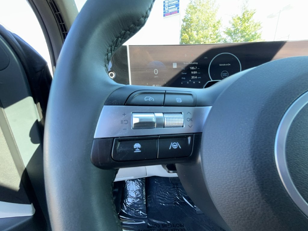 2025 Hyundai Tucson Limited - Photo 28