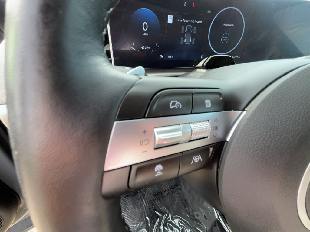 2025 Hyundai Tucson Limited - Photo 29