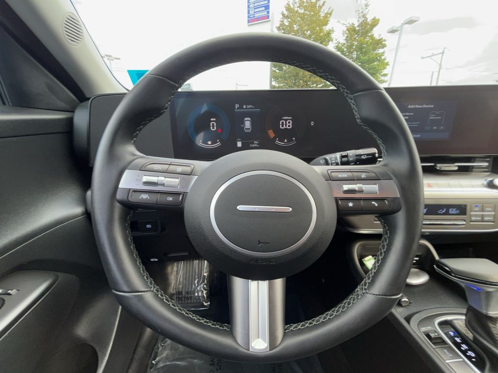 2025 Hyundai Kona SEL - Photo 26