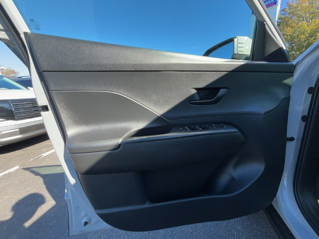 2024 Hyundai Kona SEL - Photo 14