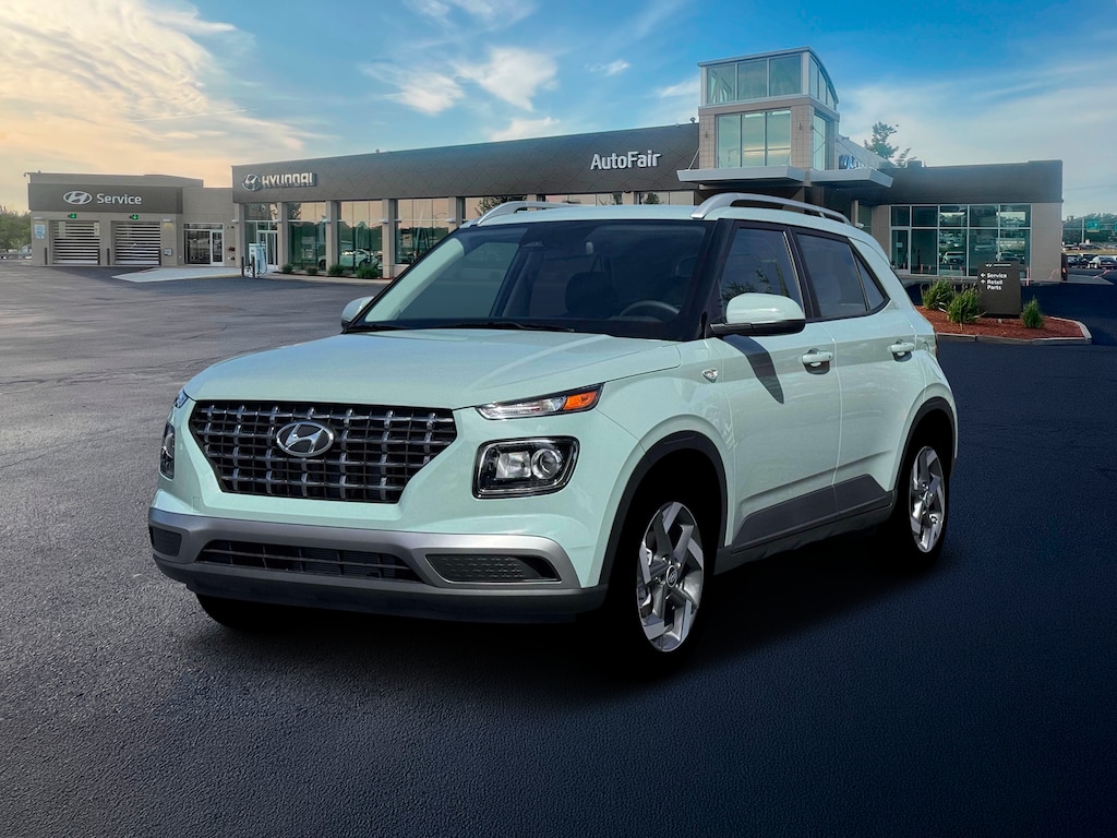 New 2026 Hyundai Venue SEL SUV
