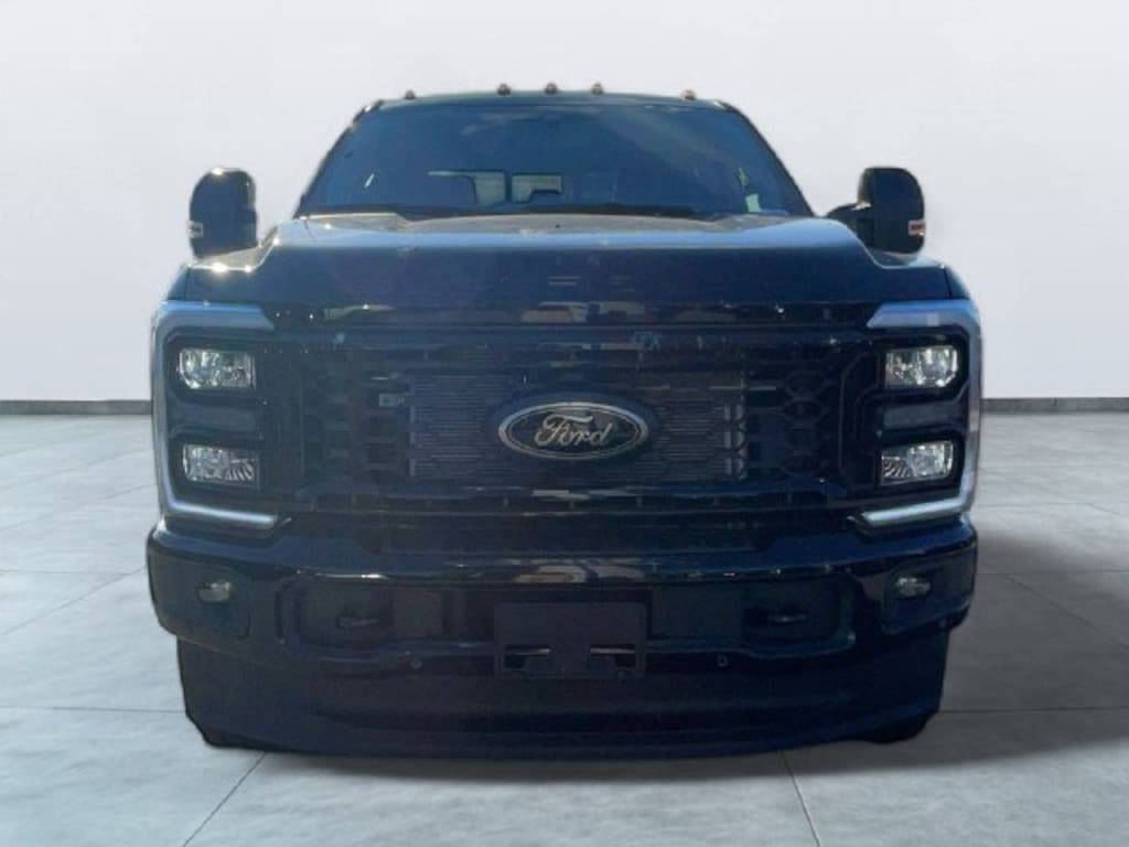 New 2026 Ford F-350SD Lariat Truck