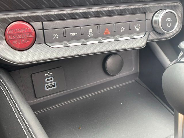 2025 Ford Mustang GT Premium Convertible - Photo 25
