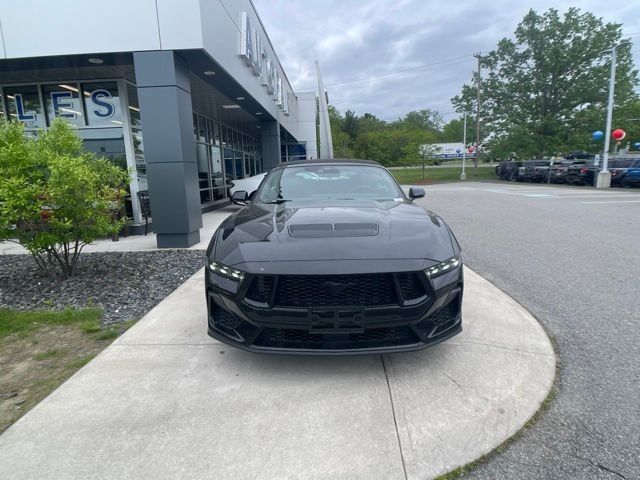 2025 Ford Mustang GT Premium Convertible - Photo 32