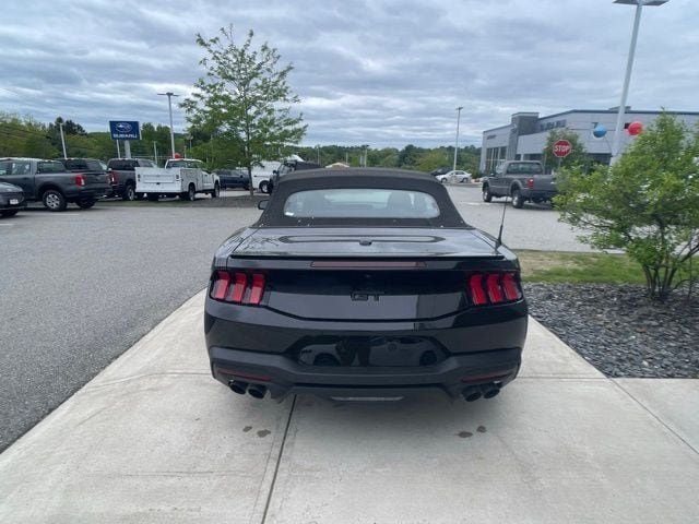 2025 Ford Mustang GT Premium Convertible - Photo 35