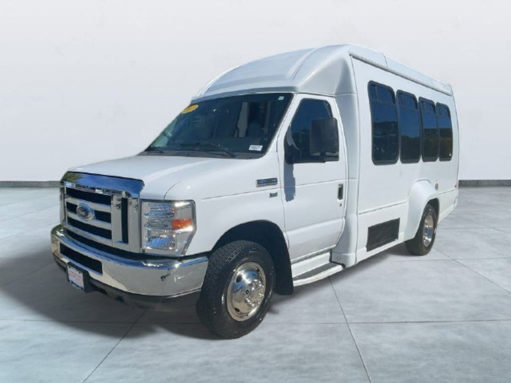Certified 2019 Ford E-350SD 15 Passenger Cab/Chassis