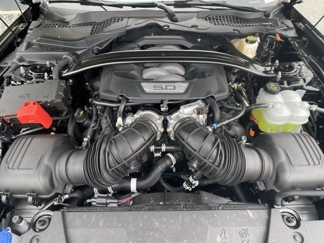 2025 Ford Mustang GT Premium Convertible - Photo 27