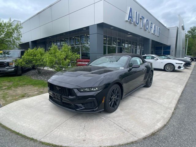 2025 Ford Mustang GT Premium Convertible - Photo 33