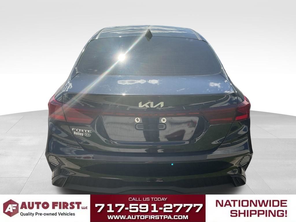 Used 2022 Kia Forte LXS Sedan