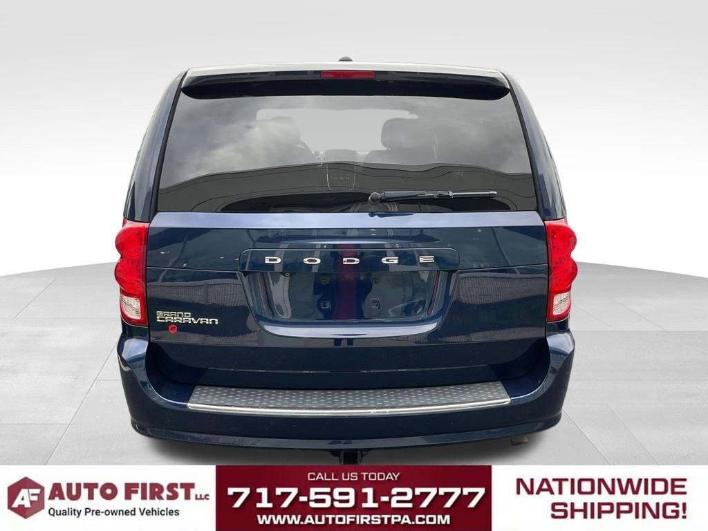 Used 2017 Dodge Grand Caravan SE Minivan/Van